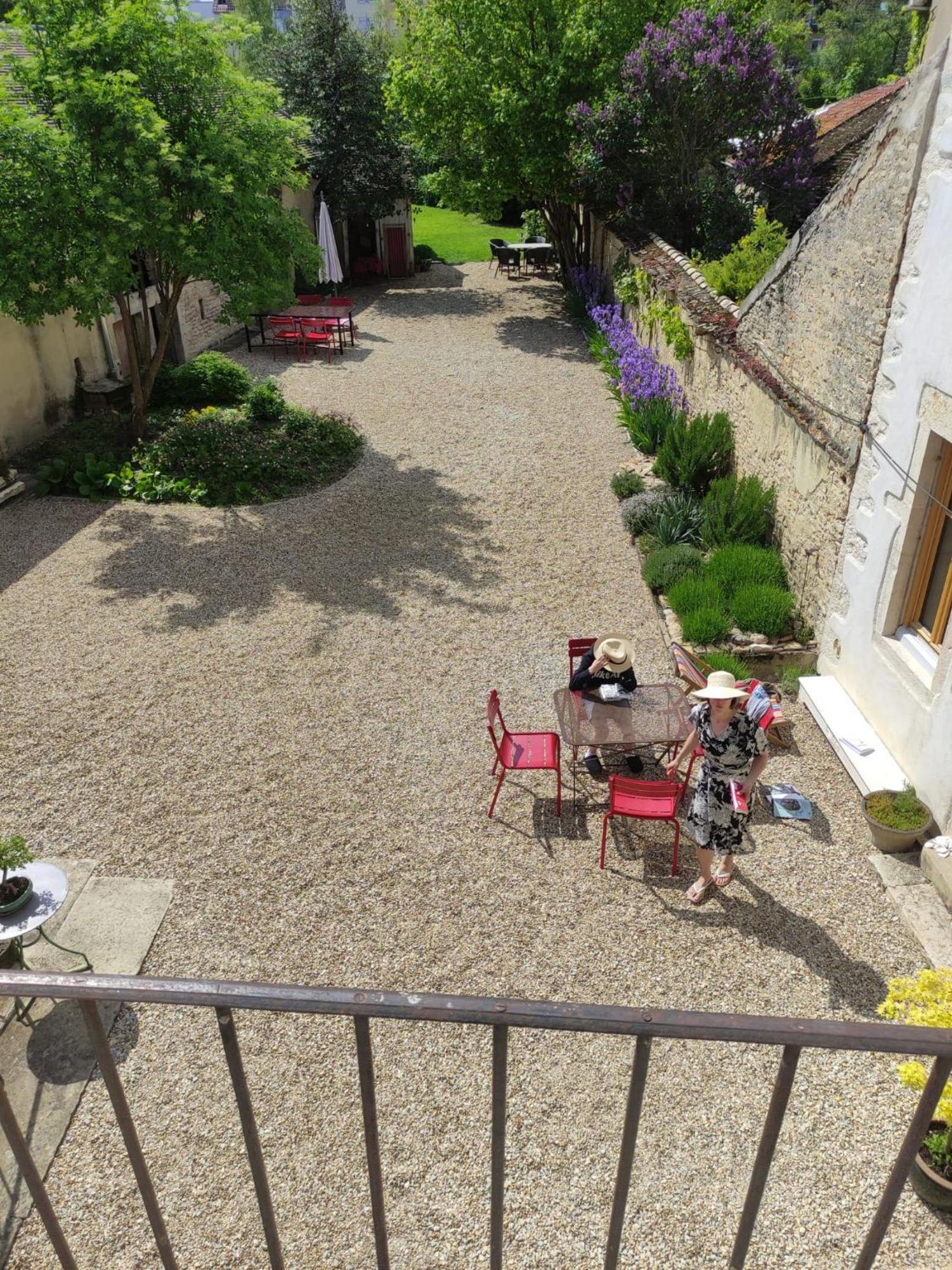 Le 14 Faubourg Bed & Breakfast Beaune  Dış mekan fotoğraf